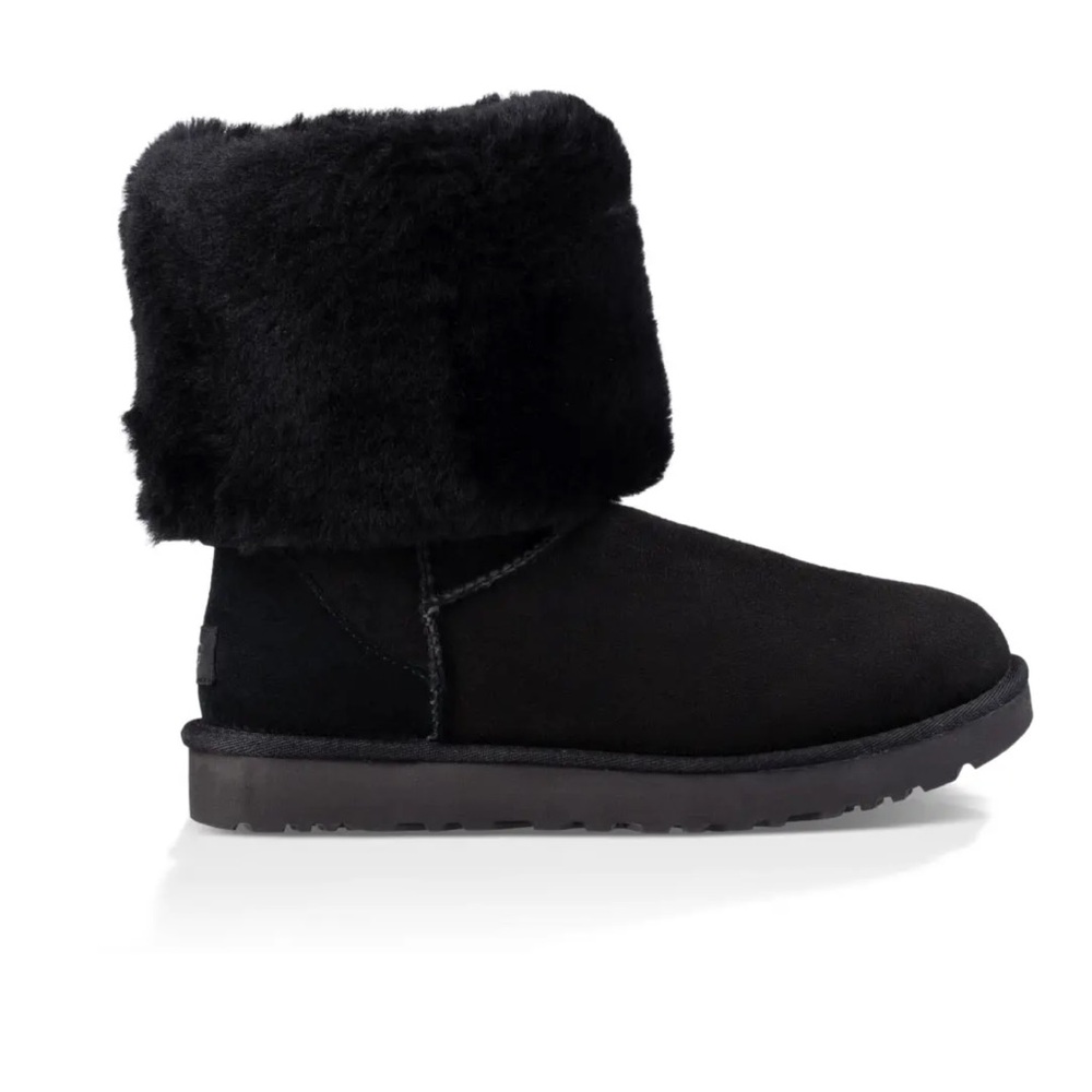 NEW  UGG CLASSIC TALL II BLACK BOOT- TIMELESS COMFORT & STYLE - Picture 2 of 7